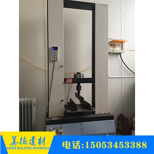 試驗機